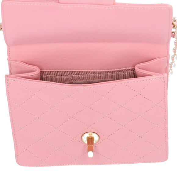 CHANEL Chic Pearls Flap Crossbody Pink Lambskin Quilted - Picture 8 of 9